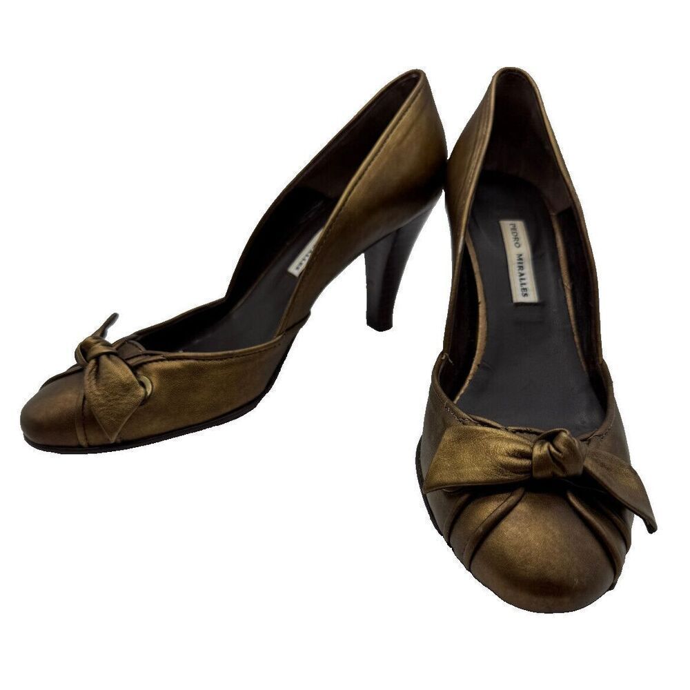 Pedro Miralles Womens Bronze Bow Rounded Toe‎ Heels Pumps Shoes Size 9